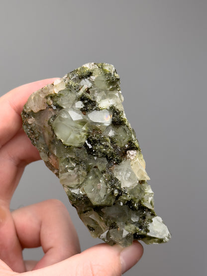 Forest epidote with quartz