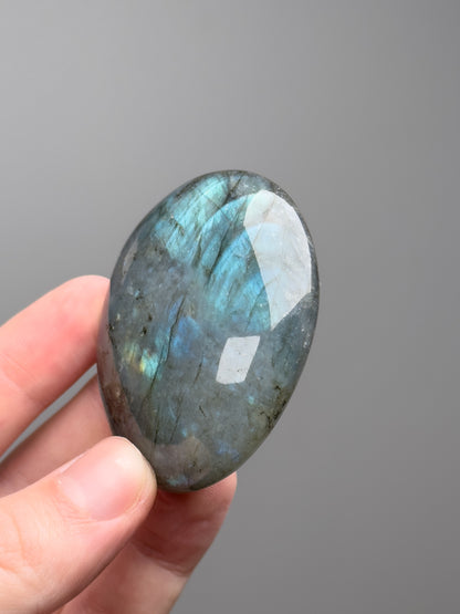 Labradorite palm stone