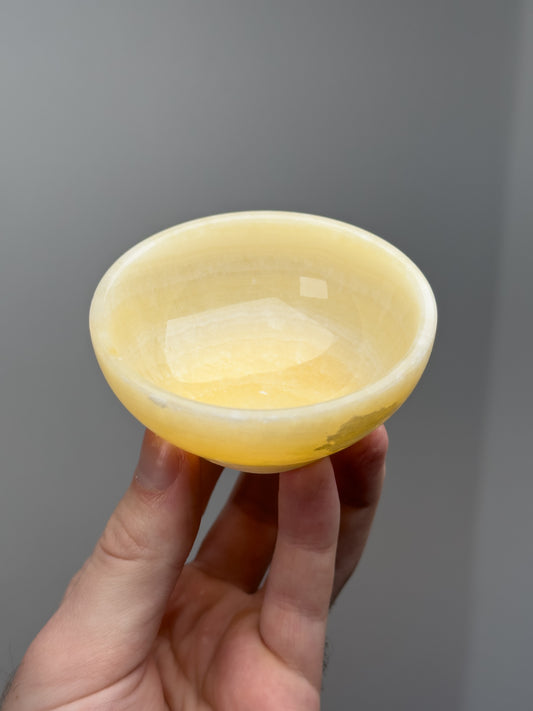 Mango calcite bowl