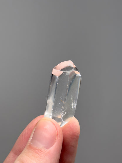 Clear quartz double terminated point