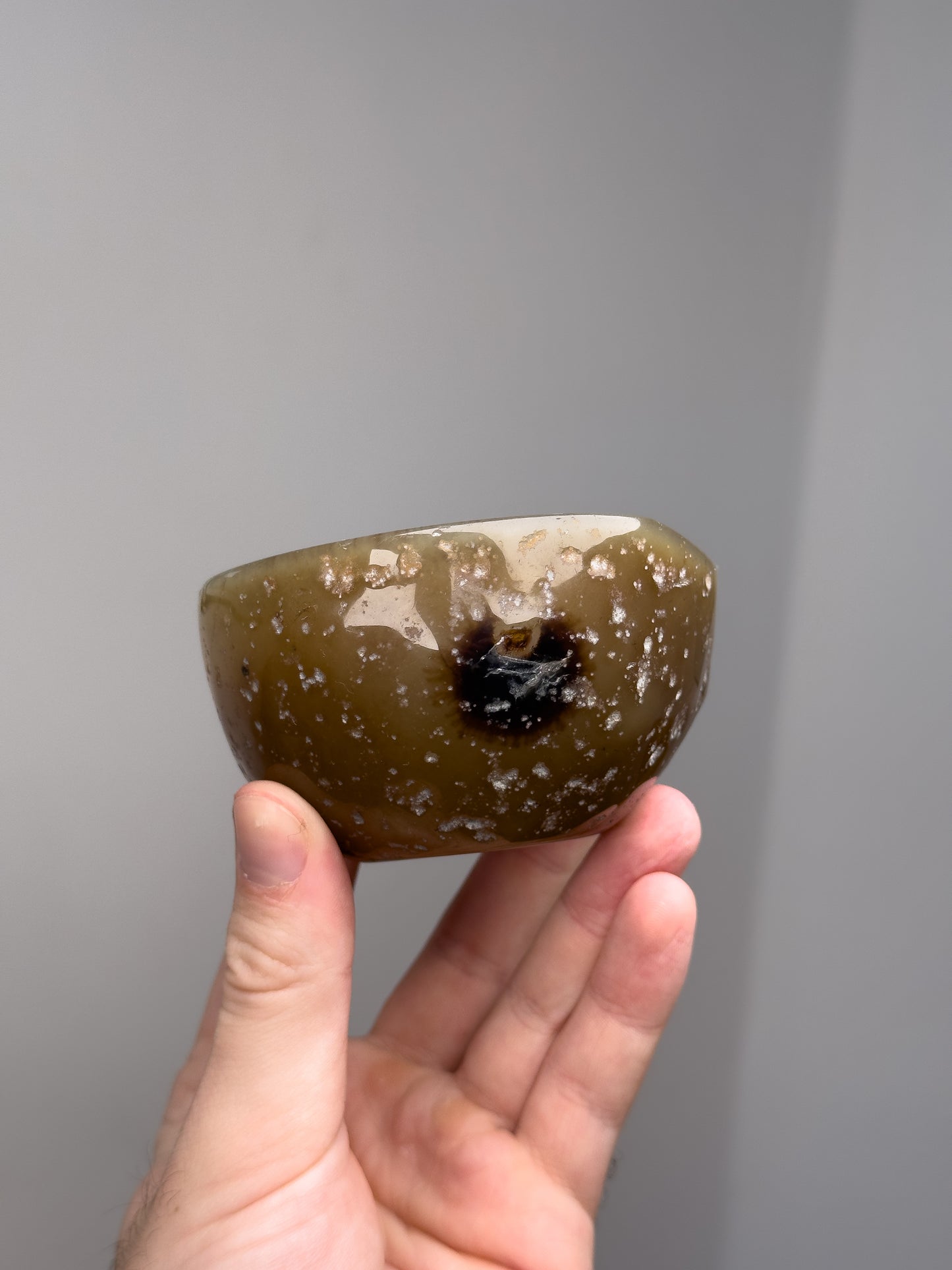 Agate bowl