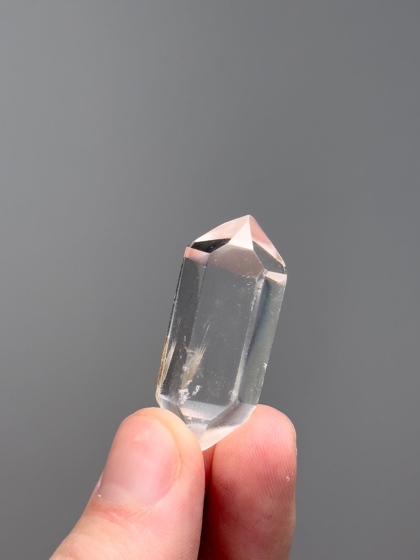 Clear quartz double terminated point