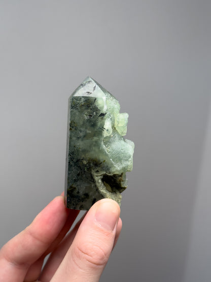 Prehnite half raw tower