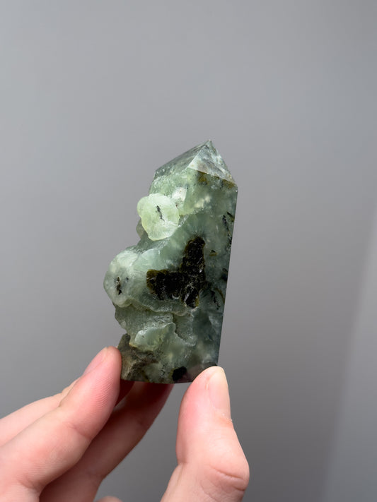 Prehnite half raw tower