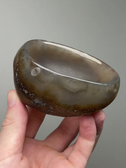 Agate bowl